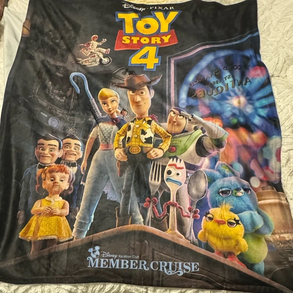 Toy Story Movie Blanket Disney Exclusive Vacation Club Member Cruise Throw